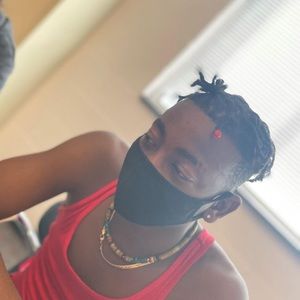 Meet your Posher, Darrius